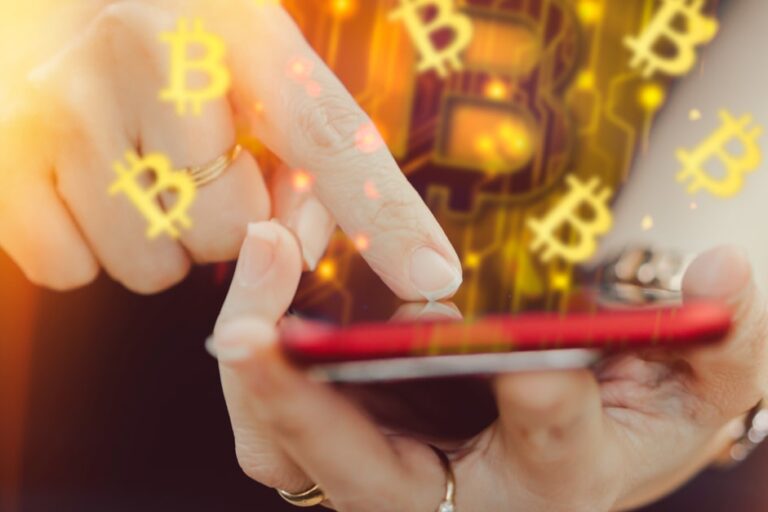 ビットコインを楽天キャッシュにチャージして買い物が可能に──イーサリアムも対象【電子マネー】