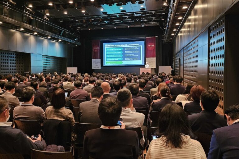 FIN/SUM開催、株価が4万円を超えるなか多くが来場