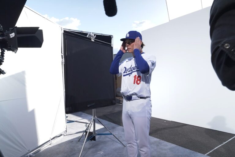 ドジャーズ山本由伸投手、ビットバンク初のTVCMに登場──ポストシーズンの大活躍を予想していた？