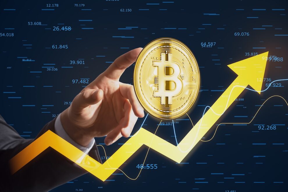 アーサー・ヘイズ氏「AI軍拡競争と戦争によるインフレで、BTCは最高値を回復する」