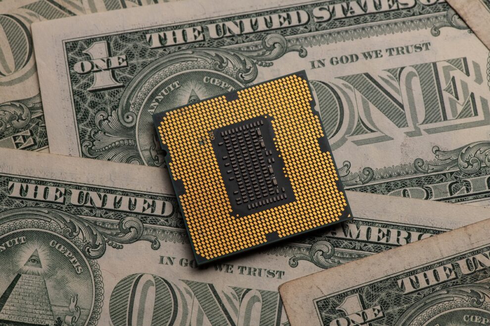 AIインフラ企業Sharon AI、USD.AIから最大約790億円の融資枠確保──GPU担保とオンチェーン信用を活用