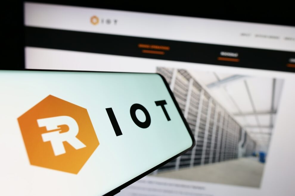 Riot Platforms、2025年11月・12月に2億ドル相当のビットコイン売却