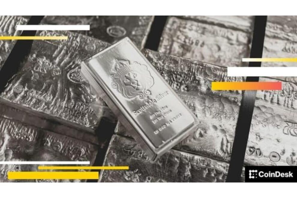 銀が17％急落──ビットコインで見られた清算主導の相場行動が再燃