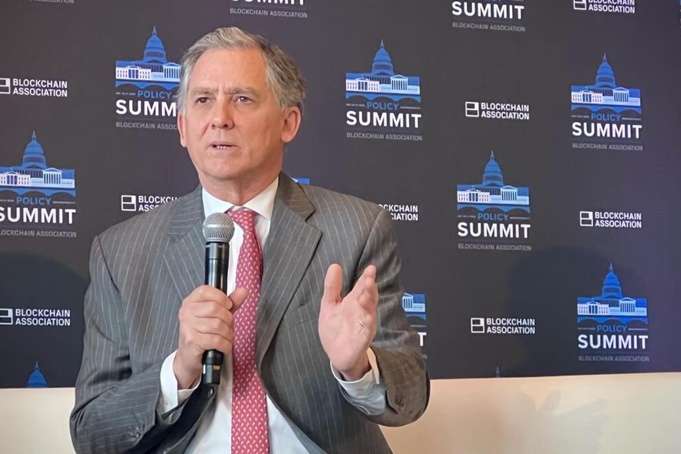 トランプ氏が状況を混迷させる中、米国議員らは証券のトークン化について調査を進めている