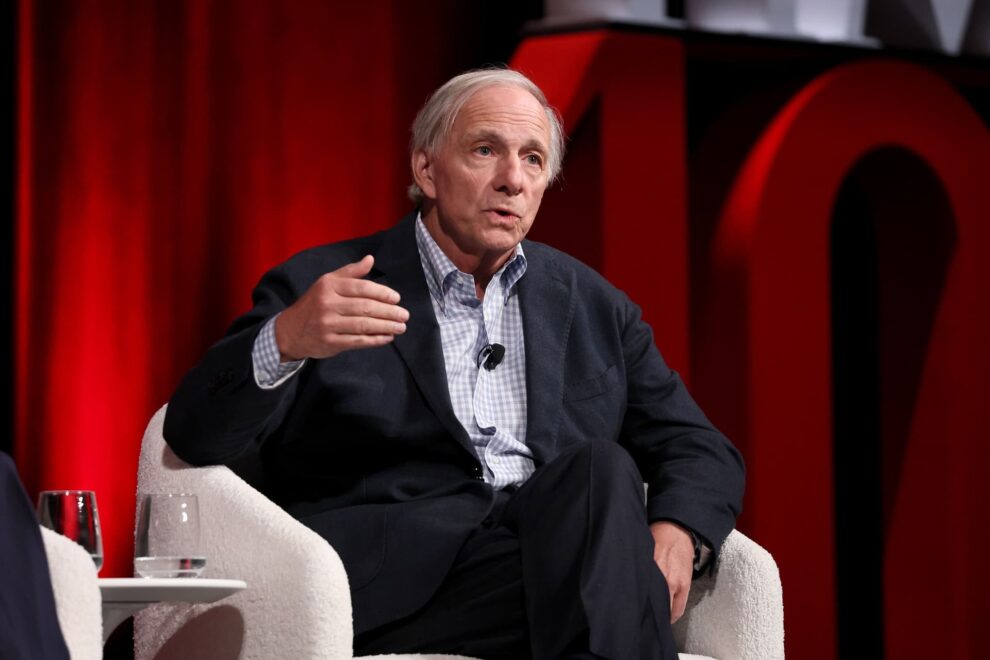 暗号資産強気派、レイ・ダリオのビットコインに関する「陳腐な物語」を批判