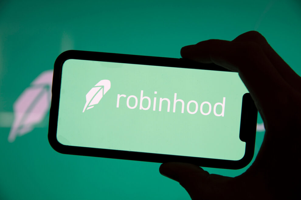 Robinhood、15億ドルの自社株買いプログラムを発表