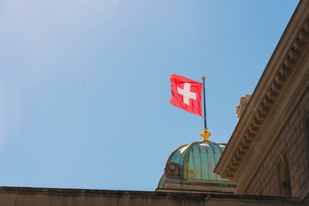 スイス大手6行、フラン建てステーブルコインのサンドボックスを開始