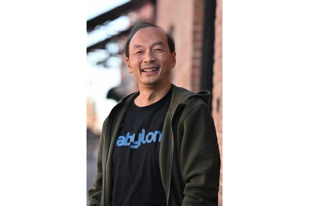 【取材】ビットコインマイナーのAI転換は危険なのか──スタンフォード大学教授が語るBTCステーキングの現在