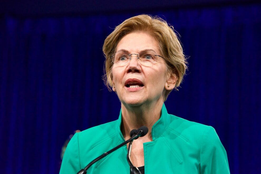 ウォーレン米議員、暗号資産企業向け国法信託銀行免許を巡りOCCを批判