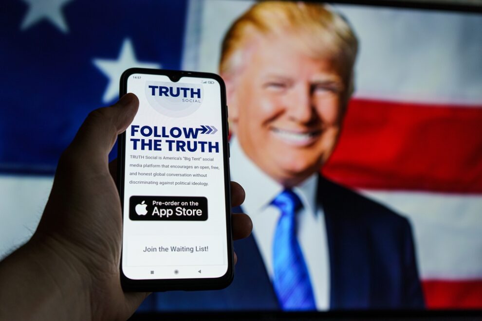 トランプ大統領、予測市場のCFTC独占権を支持──州と訴訟激化の中