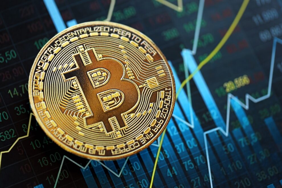 Coinbase CEO、ビットコインは6万ドル付近で底打ちか──「引き続き強気」と表明