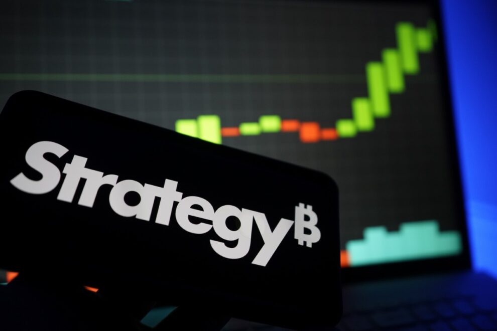 StrategyのBTC売却めぐりPolymarket契約が物議──3億ドル市場で判定論争【価格分析】