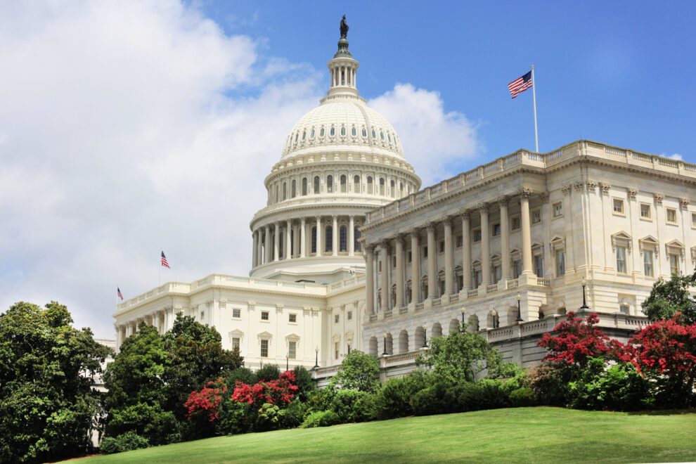 米上院議員ら、敵対国から技術サプライチェーンを保護する法案提出