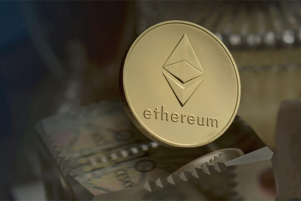 ETH、7月は20％上昇──ステーキングに20億ドル流入もシグナム銀が注意点を指摘【価格分析】