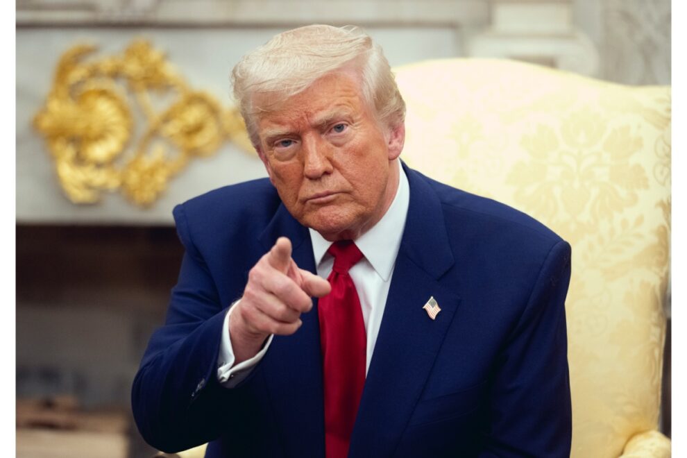 トランプ系WLFI顧問がミームコインで巨額益