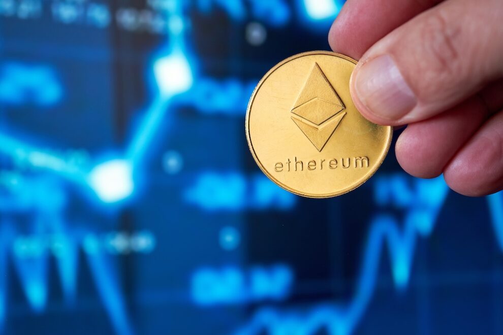 イーサリアム急落、20日平均割れ──ビットマインがETH購入に供給量5%の上限【価格分析】