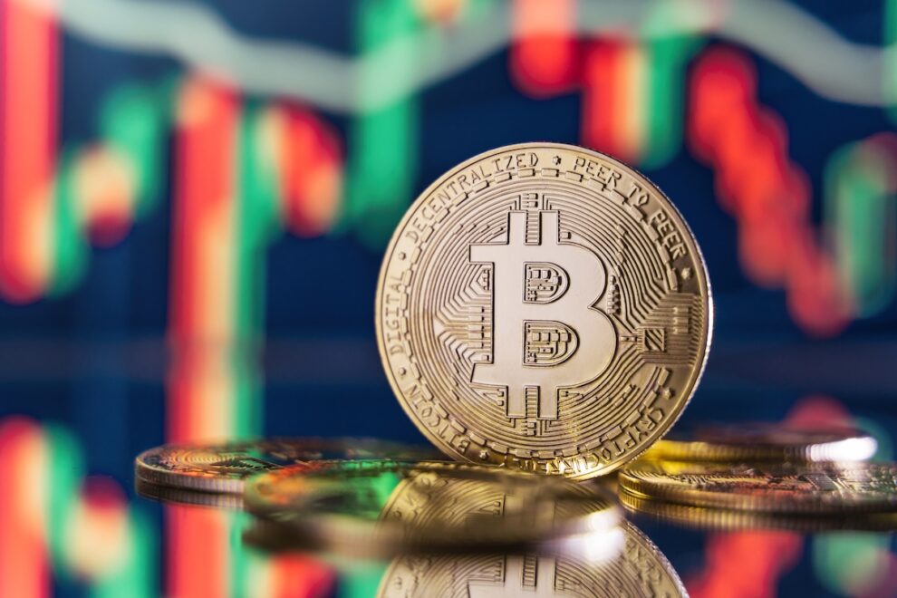 ビットコイン8.2万ドル台回復、米国債利回り低下で買い戻し